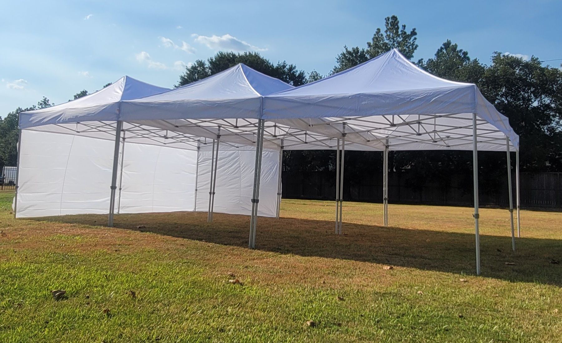 Pop-up Tent 20' X 30'