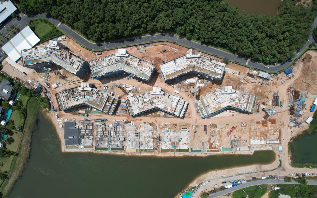 Aerial view showing construction progress at Laguna Lakeland Waterfront.