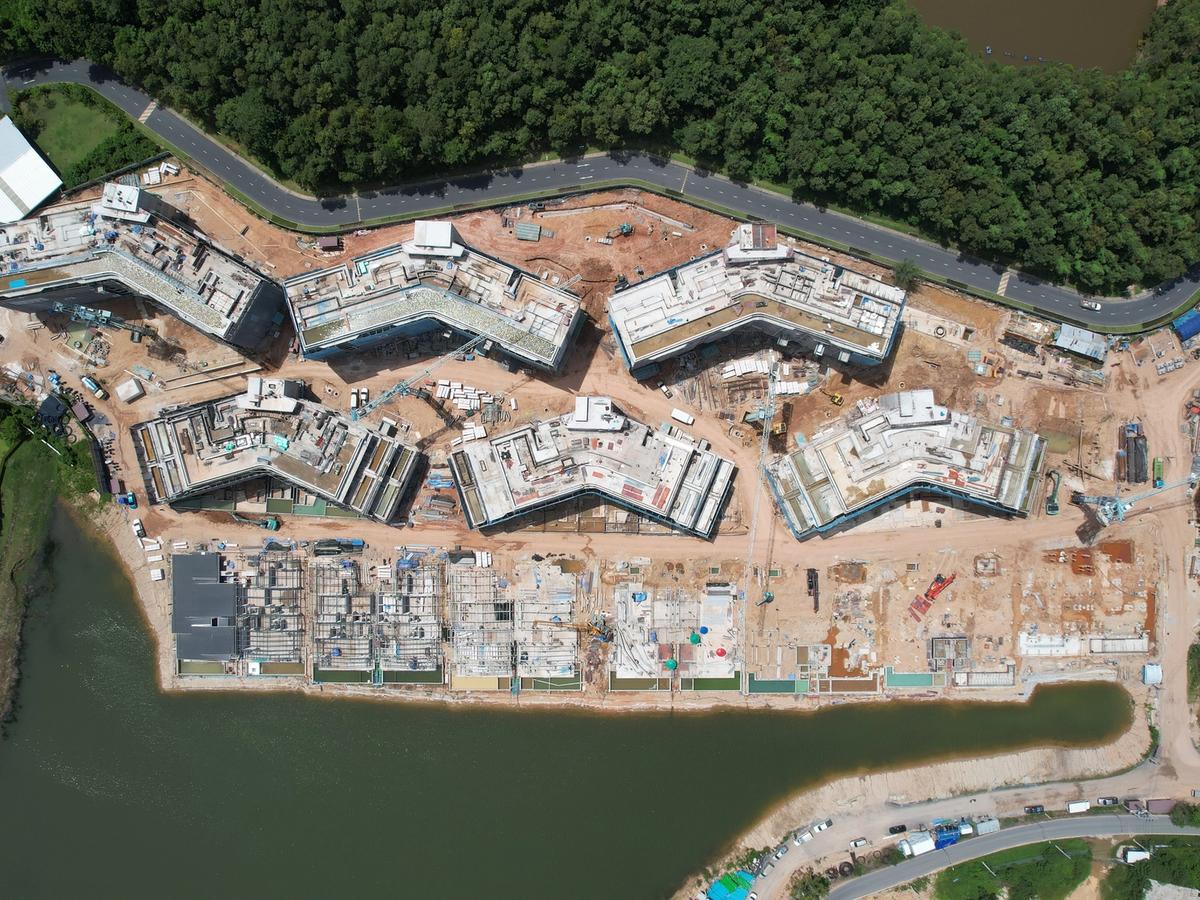 Aerial view showing construction progress at Laguna Lakeland Waterfront.