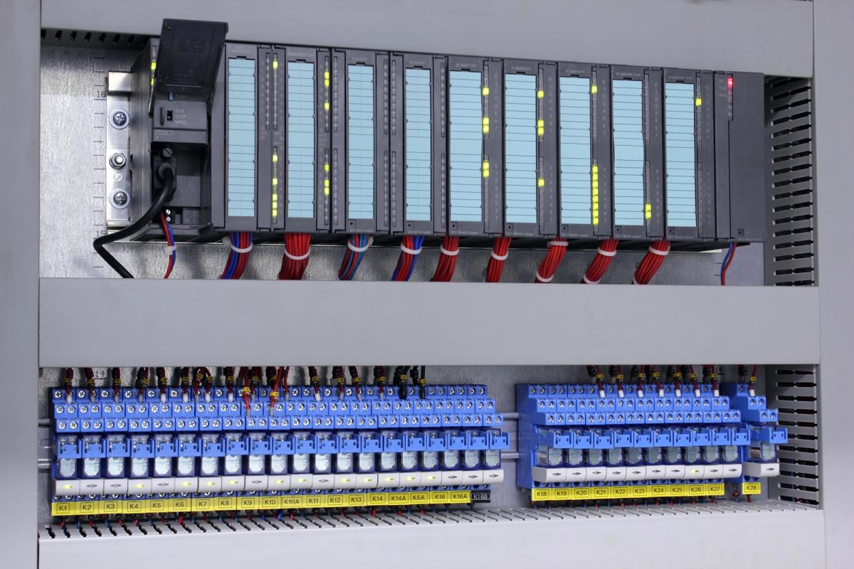 Featured image for 24VDC Controls vs 120VAC
