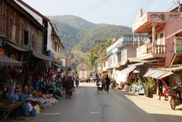 Strasse Laos