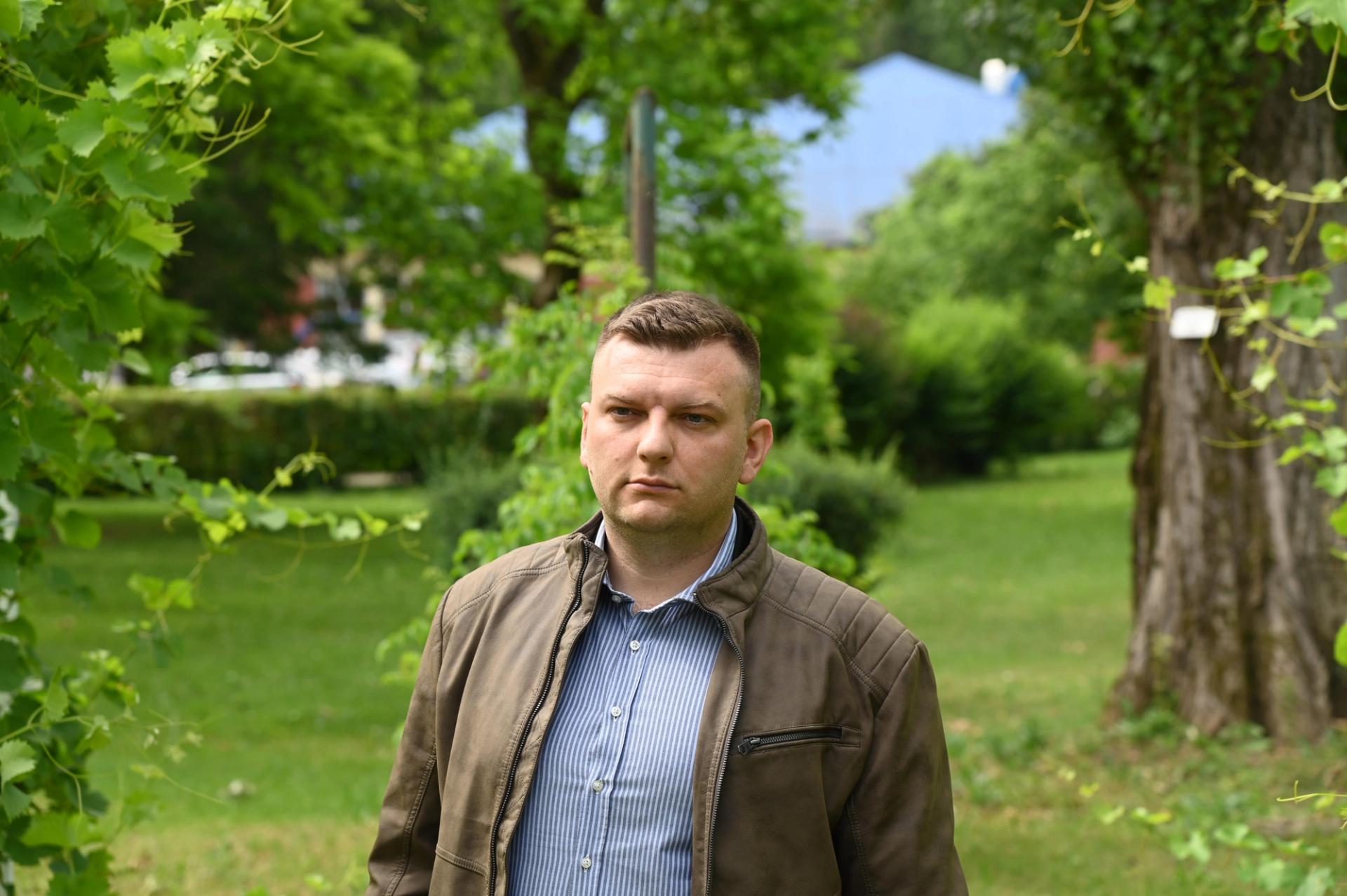 Petar  Nikolić, mr