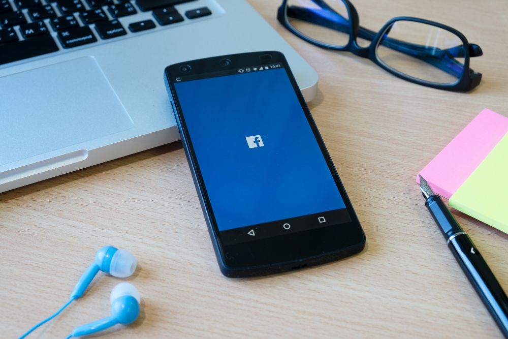Facebook loading screen