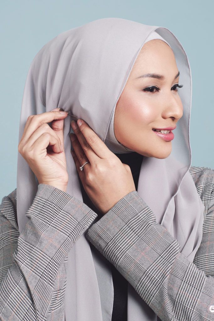 Tutorial Hijab Modern dan 14 Inspirasi untuk Hari Raya | All Things Beauty  Indonesia