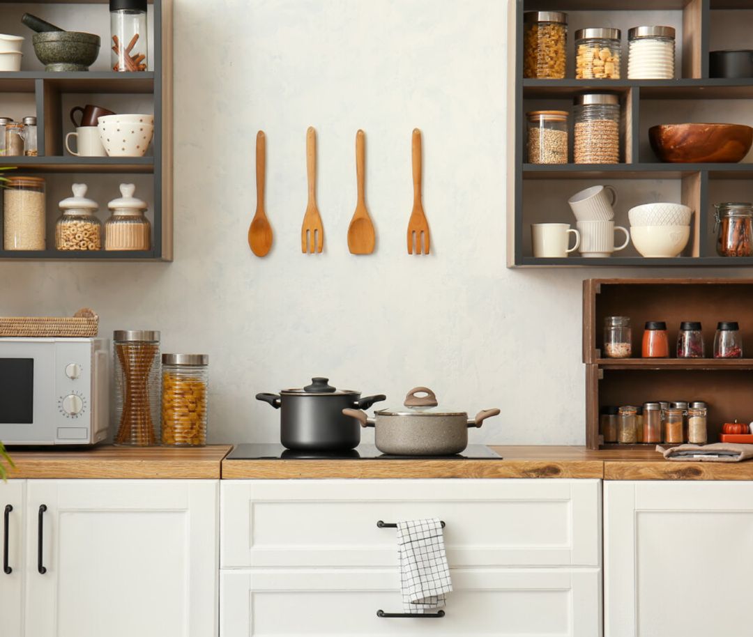 5 Smart Solutions for Organizing Your Small Kitchen