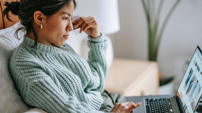 7 Ways to Motivate Yourself to Save Money