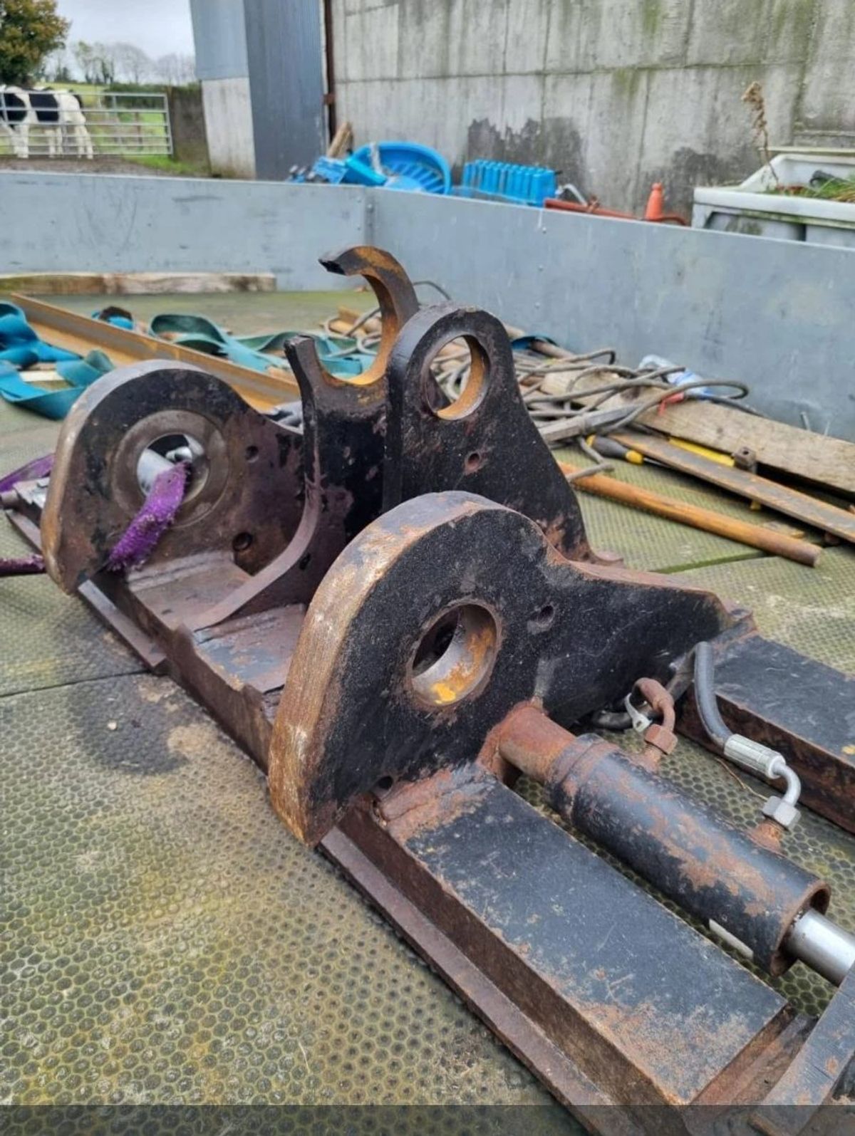 Worn headstock off a JCB TM telehandler, brought in for repair
