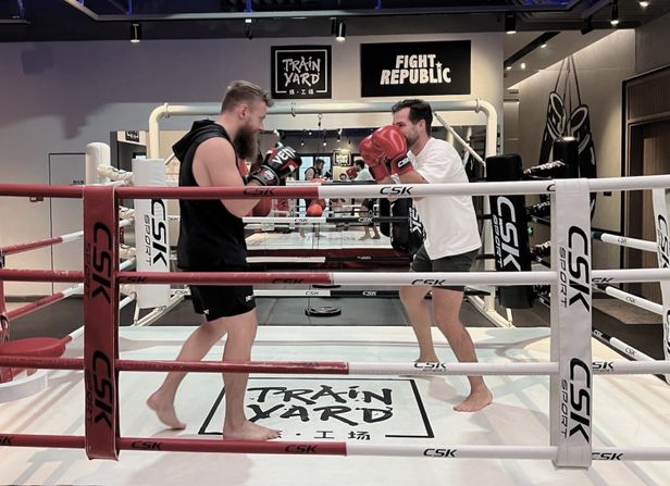 Coen Boxing