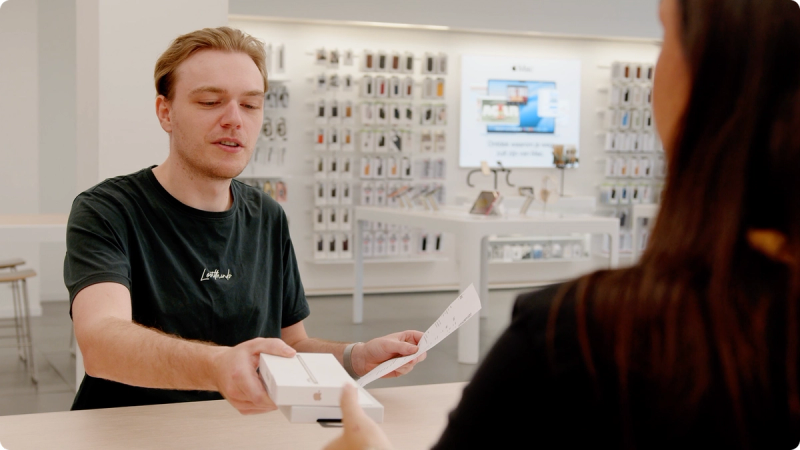 Personal retail experience in store