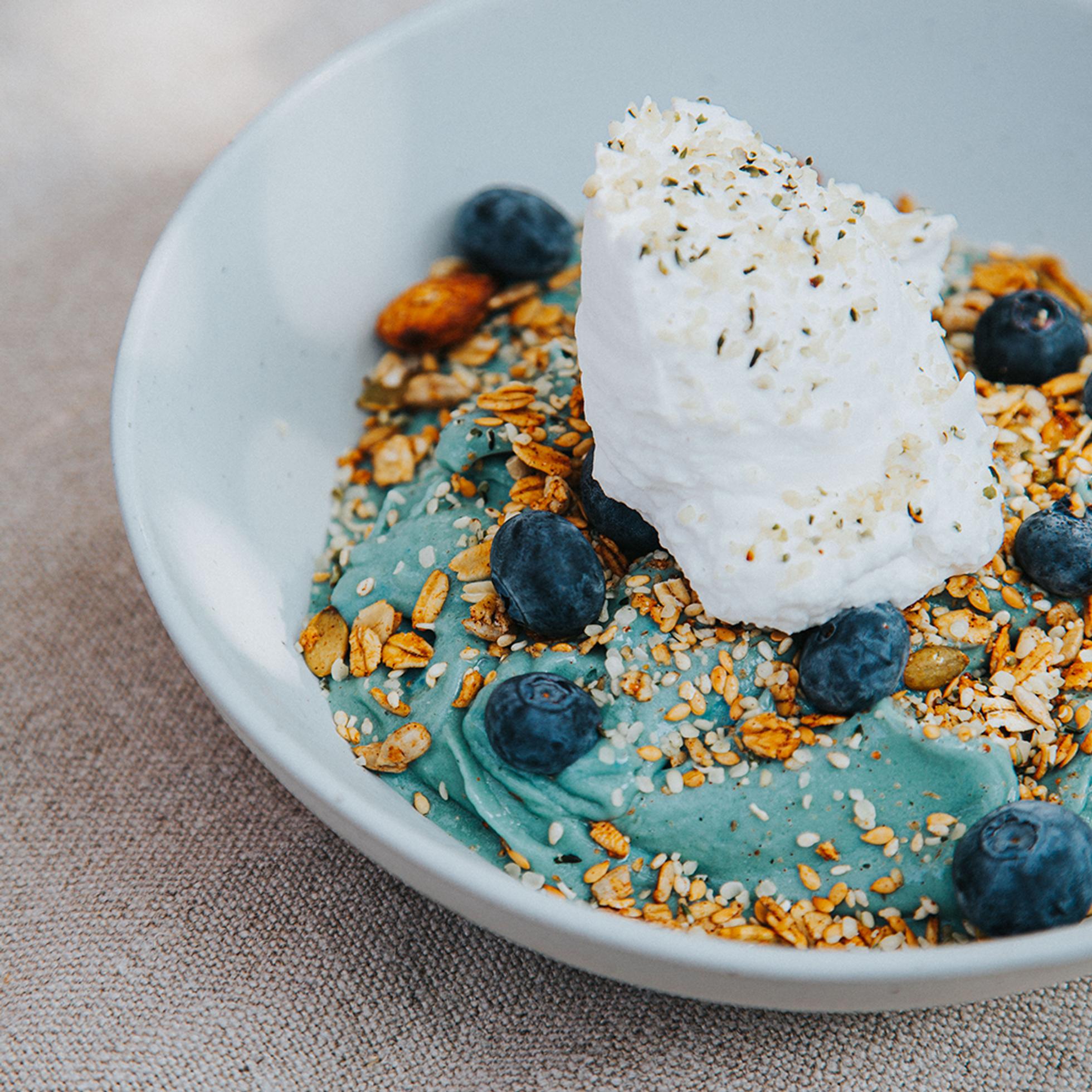 Bowls & Ice Creams Erewhon Market