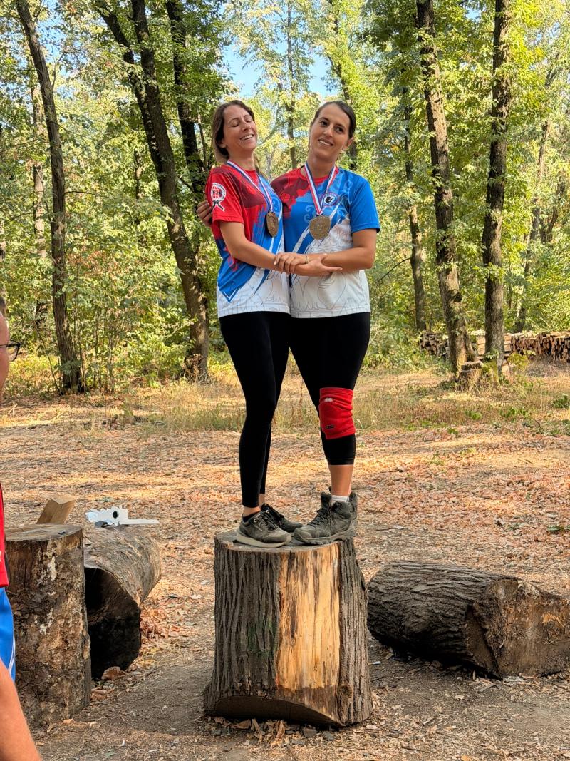 Takmičarke sa medaljama na pobedničkom postolju