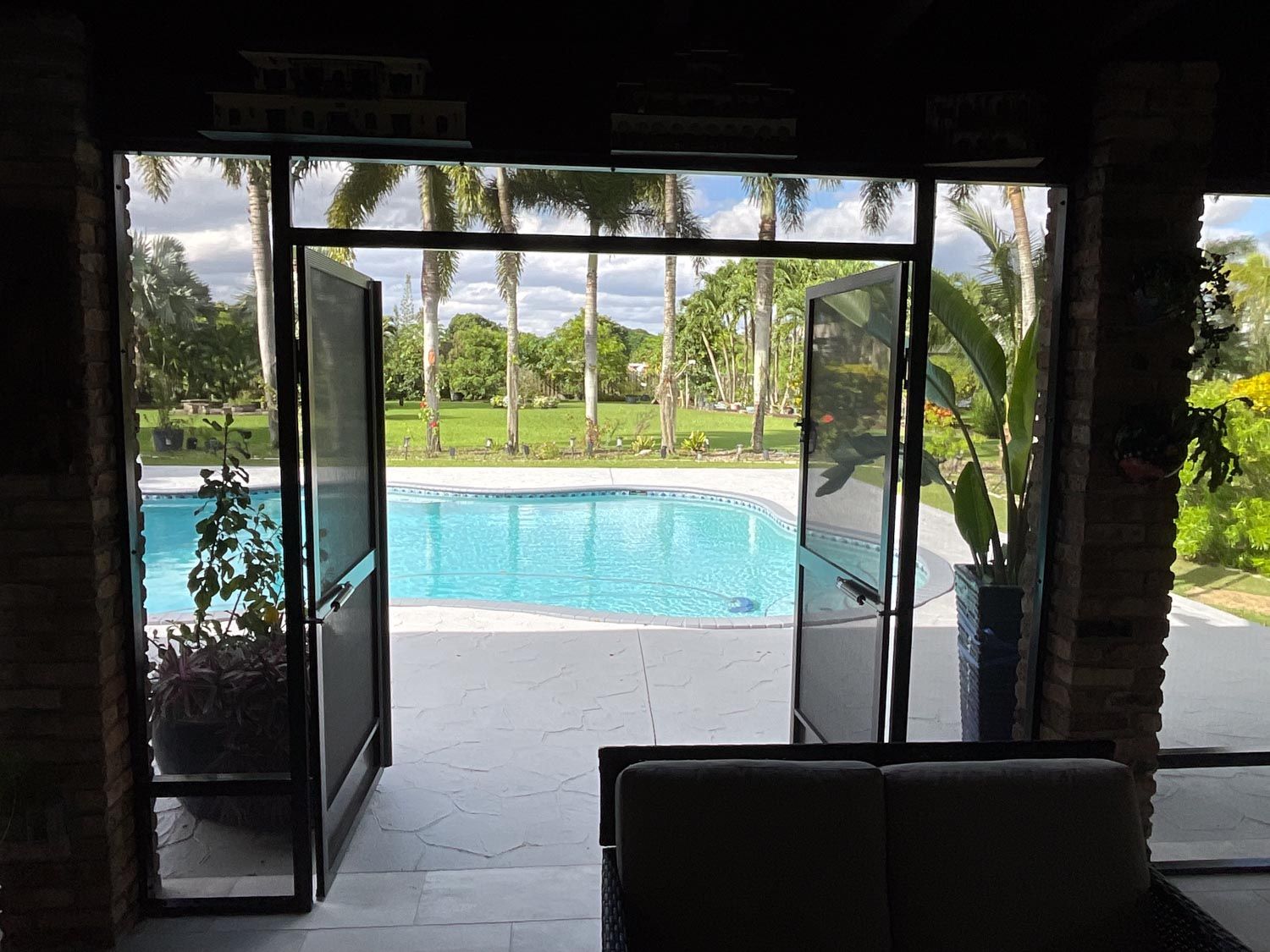 Patio Screens project — AB Aluminum & Screens