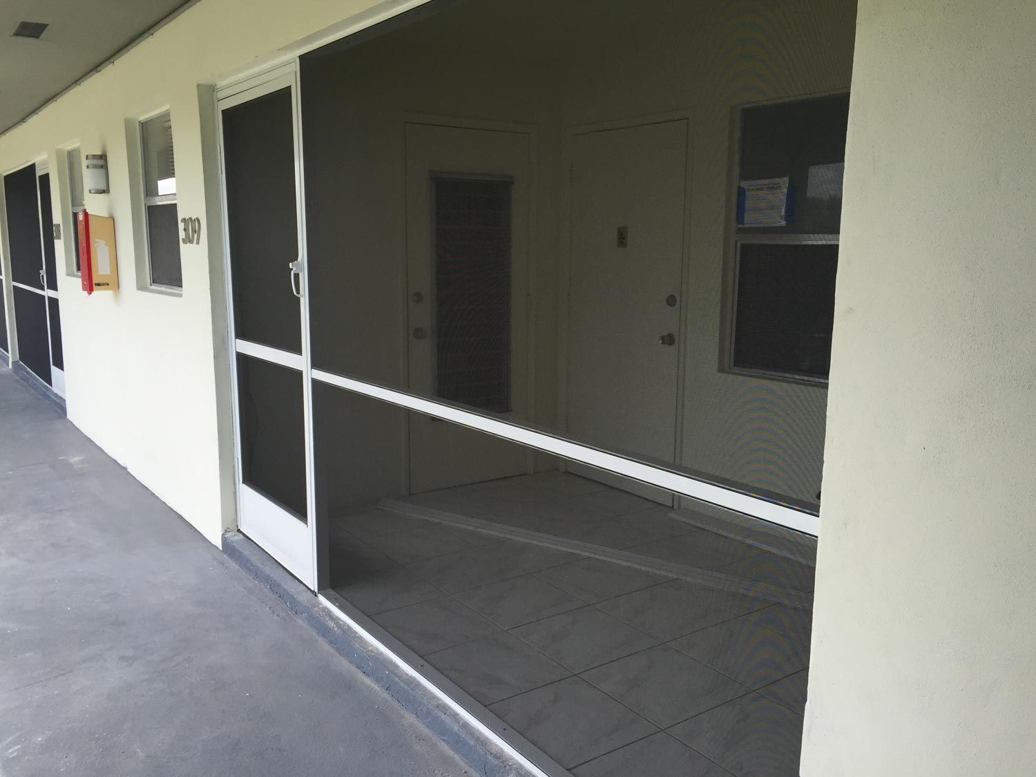 Patio Screens project — AB Aluminum & Screens