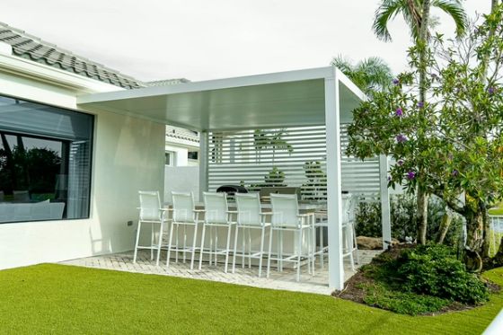 Attached and freestanding aluminum pergola styles built in South Florida
