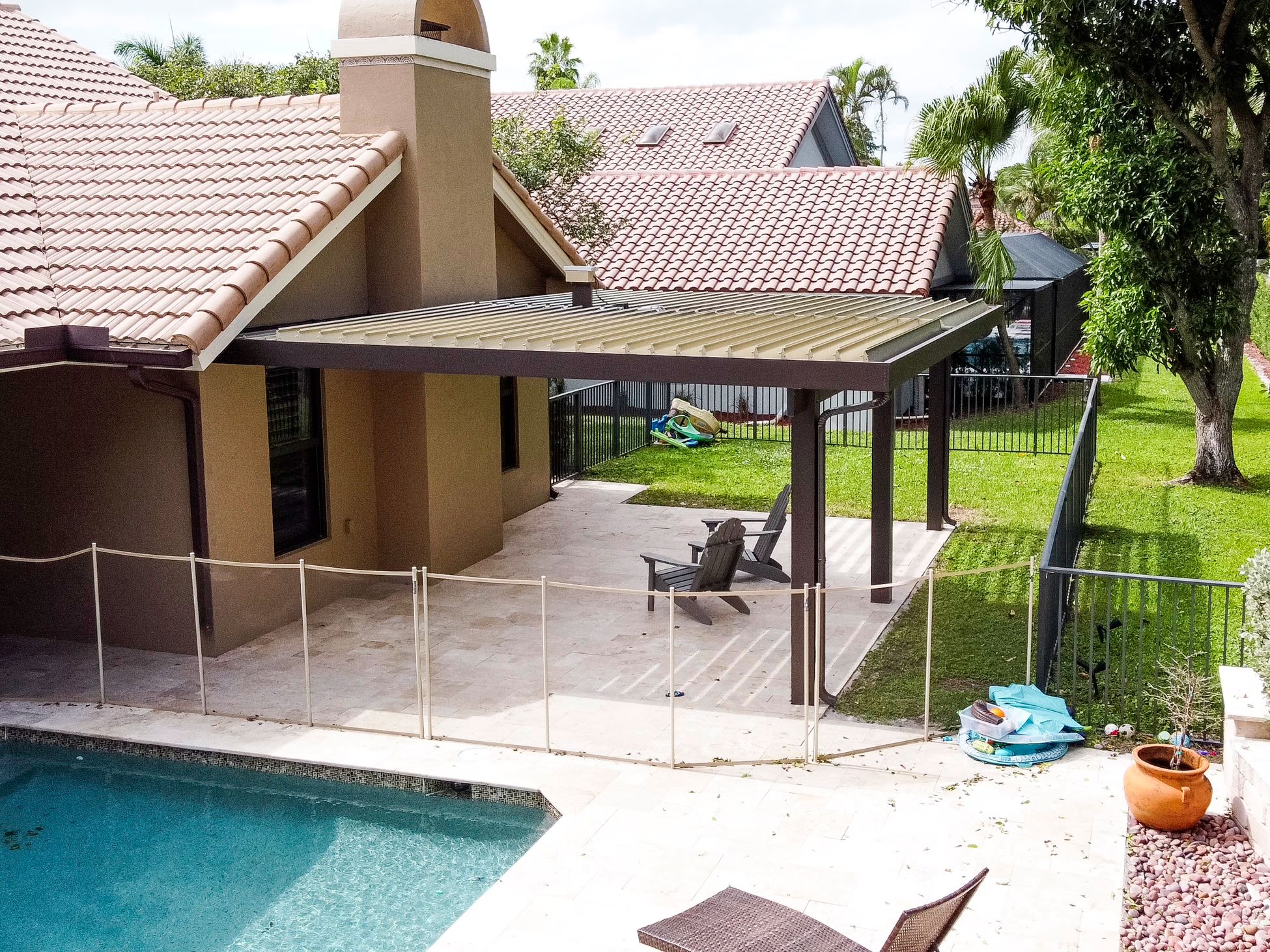 outdoor louvered pergola south florida, patio pergola south florida, backyard louvered cover miami broward