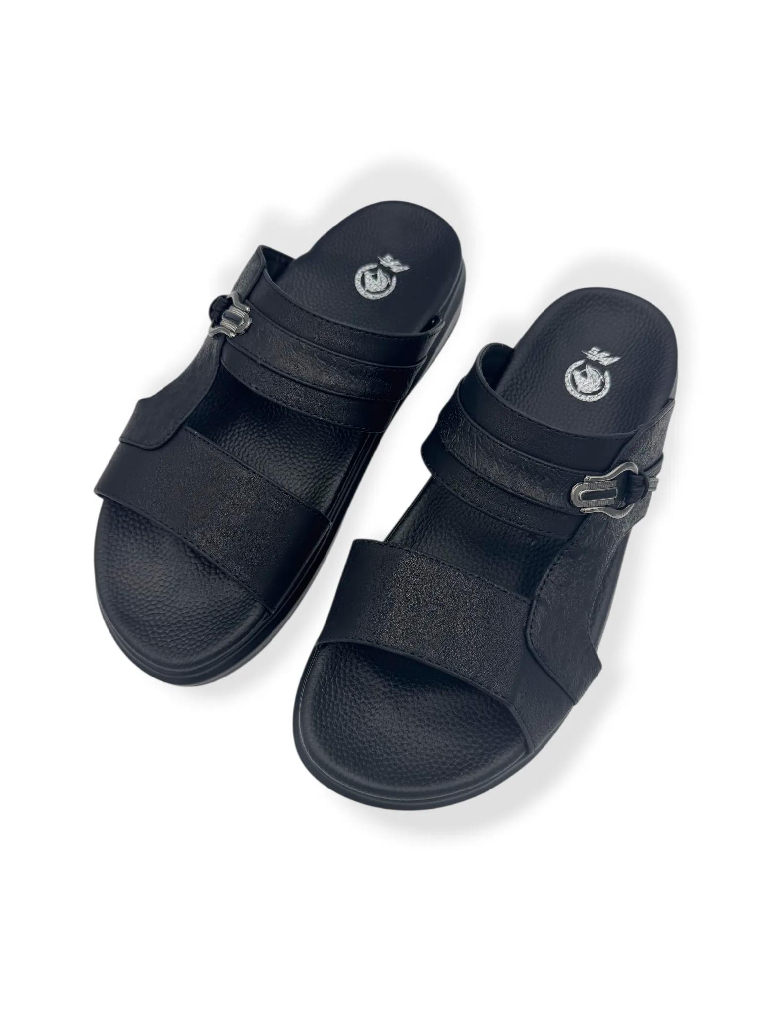 Horse HRS01 — Lifestyle Sandal 3