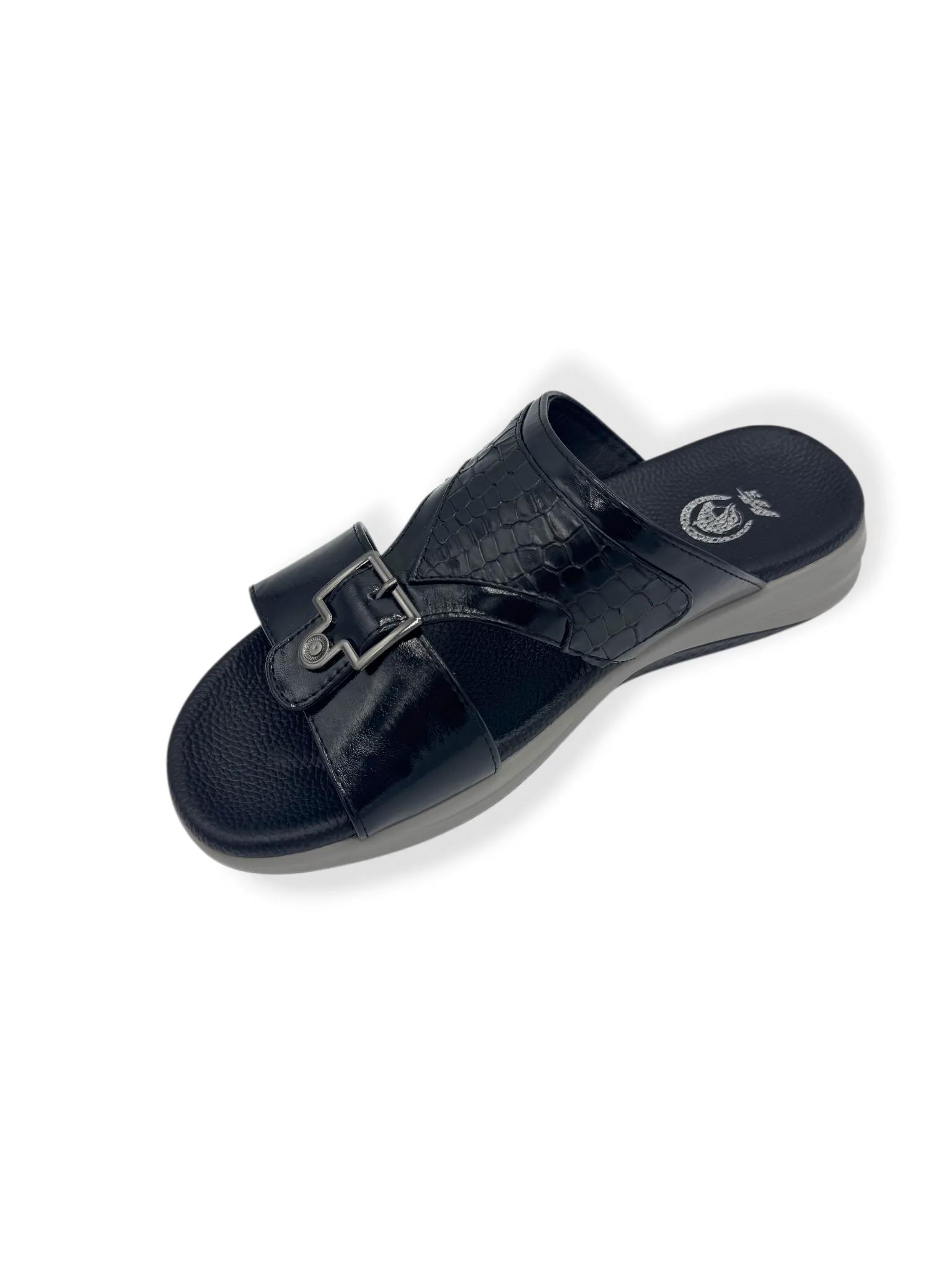 Horse HRS9 — Elegant Sandal 3