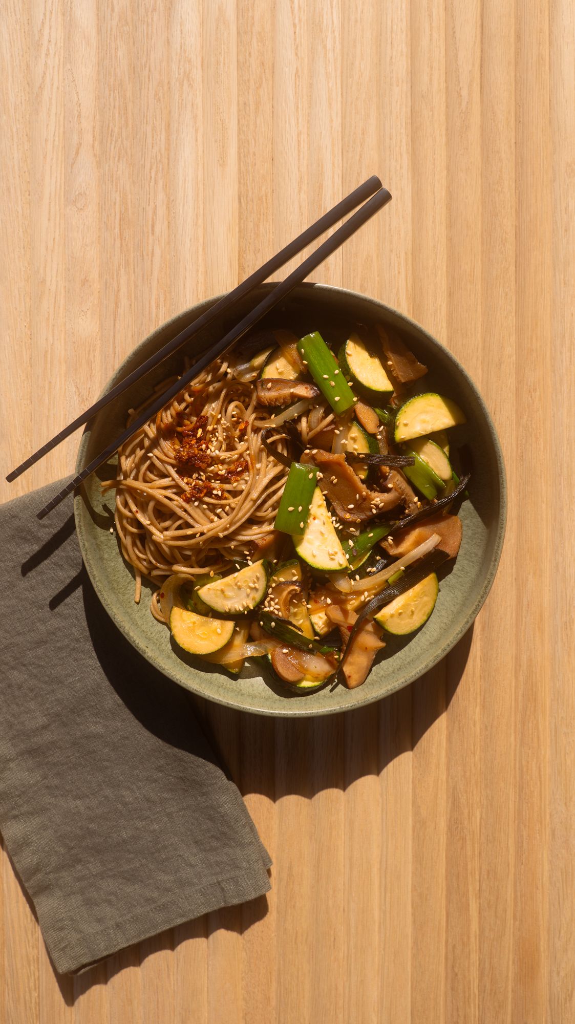 udon noodle bowl by re_ with all plastic free ingredients