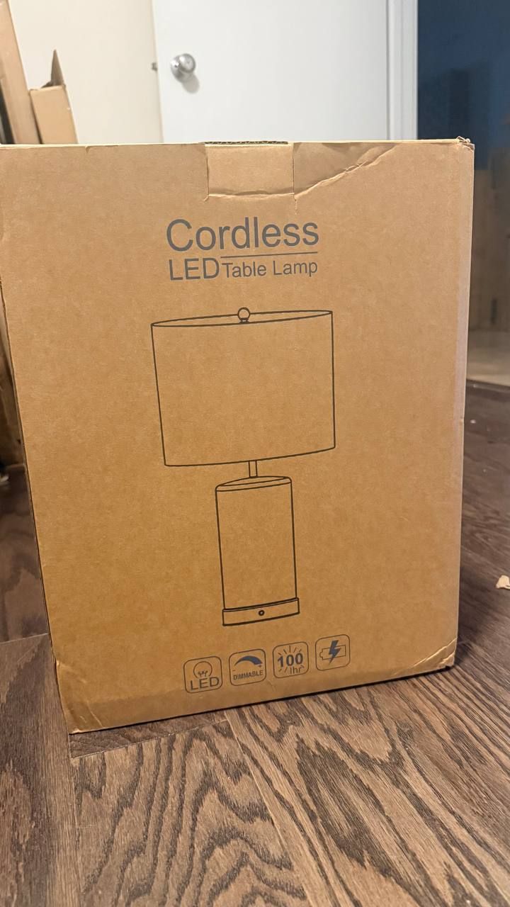 Classic Ceramic Cordless Table Lamp – Green | New in Box 7