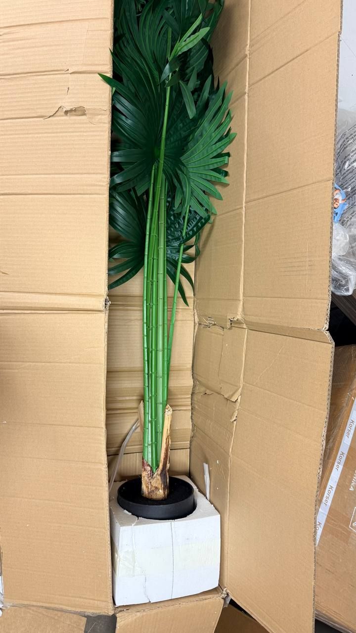 Faux Palm 71” Potted Tree – Safavieh FXP2005A | Brand New 4
