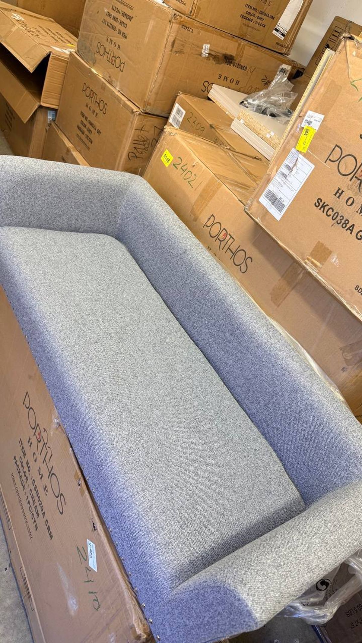 Porthos Home Nevis Upholstered Bench | Grey | QY063A GRY | Brand New 8