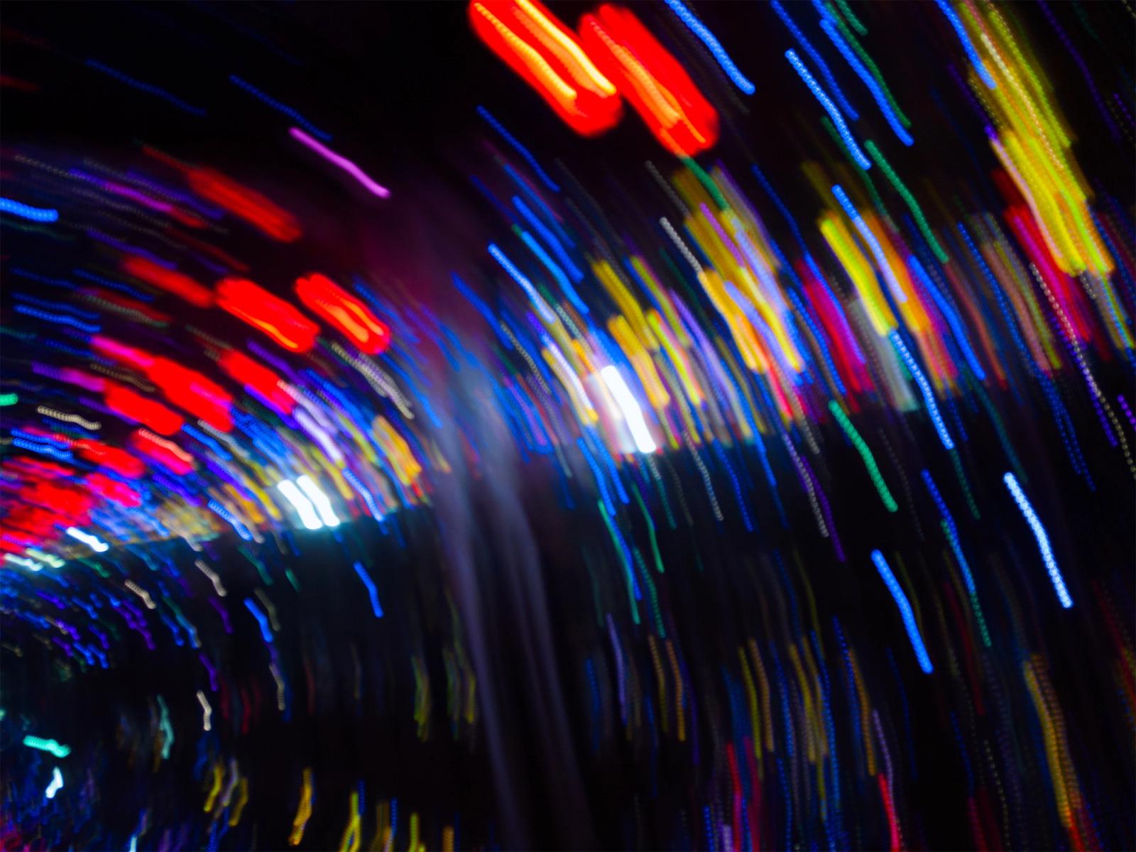 Ghosts as the resonance between life & death (using p5.js). Photo by Óscar A. Montiel.