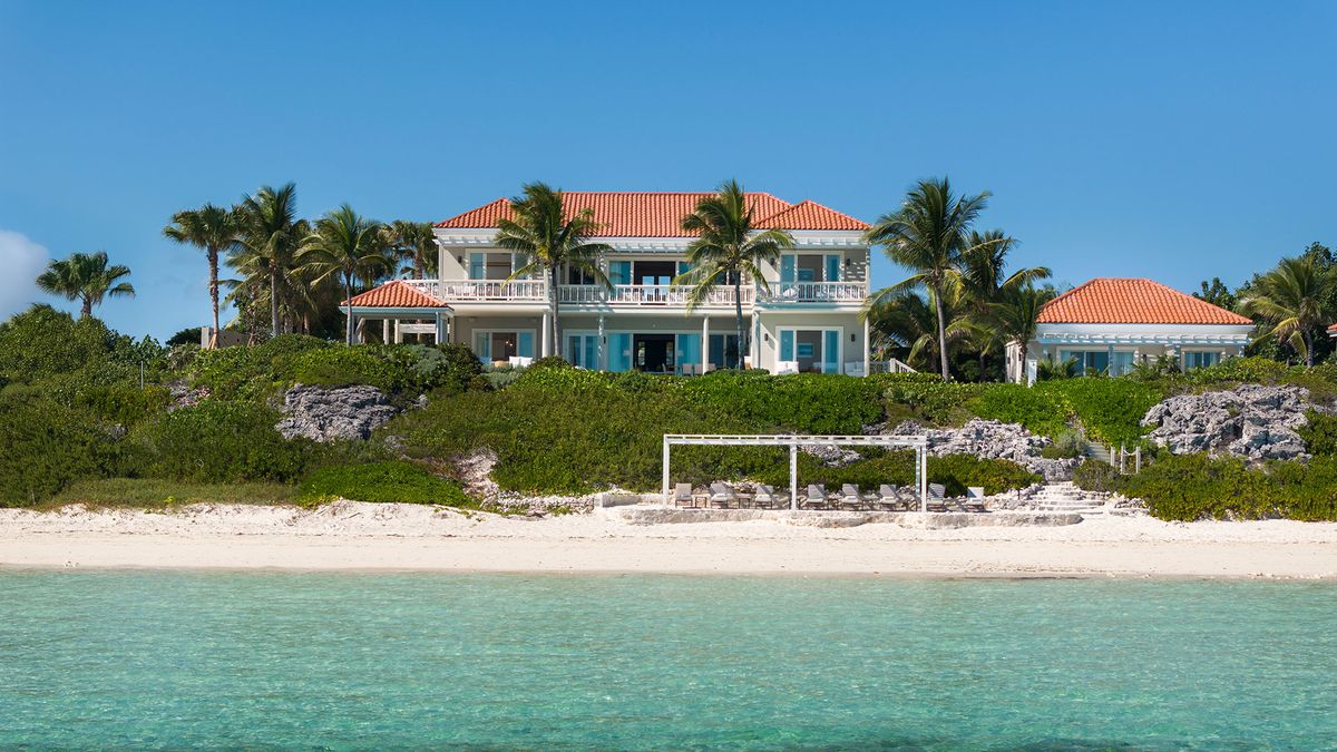 Private Beachfront Estate with Panoramic Views of Long Bay, Turks and Caicos