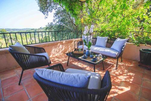 St Tropez Villa