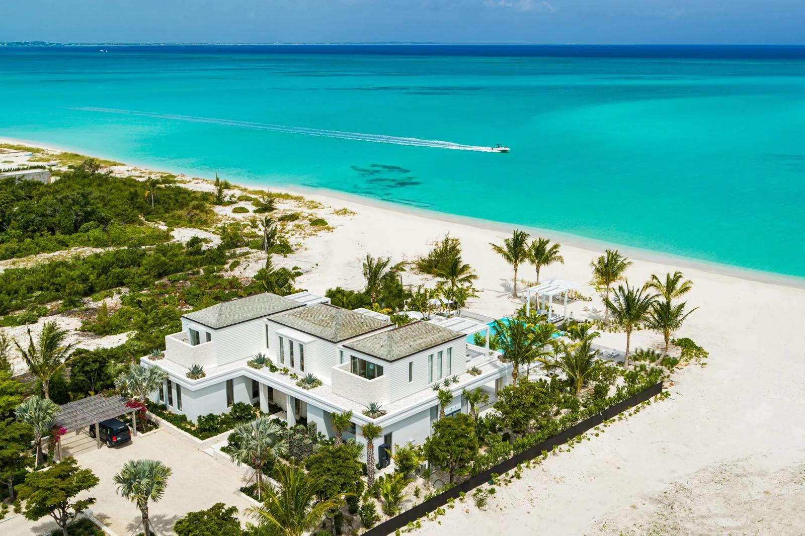 Premier Beachfront Villa in the Exclusive Emerald Point Peninsula, Turks and Caicos