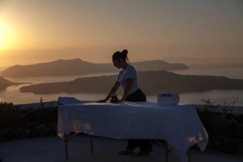 nafsika_estate_villa_santorini