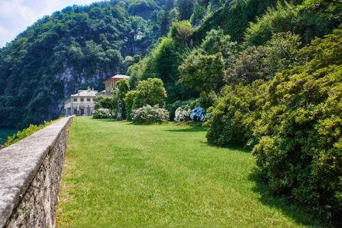 Villa Pliniana, Lake Como Luxury Villa Rental, Italy