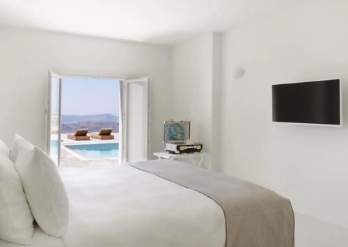 nafsika_estate_villa_santorini