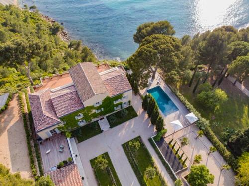 Ultra Luxury Seafront Villa in Cassis, South of France
