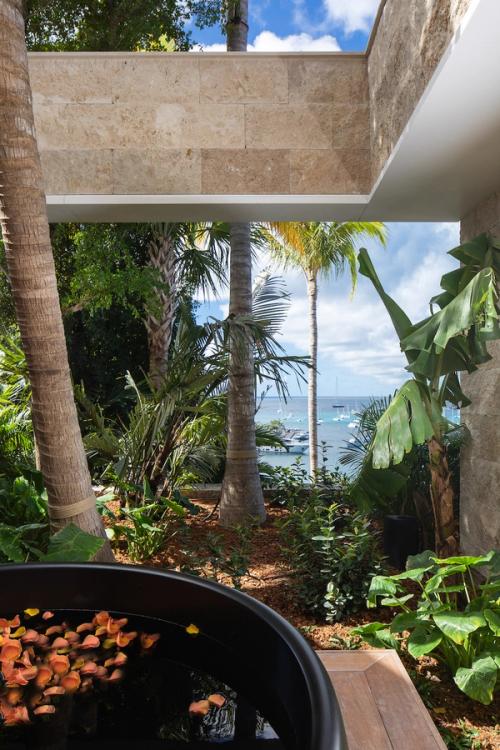 St Barths villa for rent