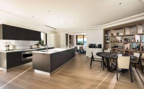 Waterfront Ultra Luxury Villa Rental in Les Parcs du St Tropez