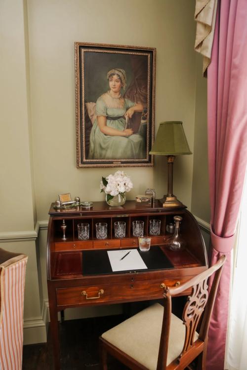 Principal sitting room