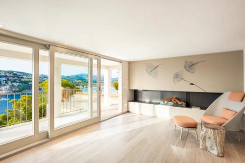 Exquisite Seafront Villa in Port D'Andratx in Mallorca
