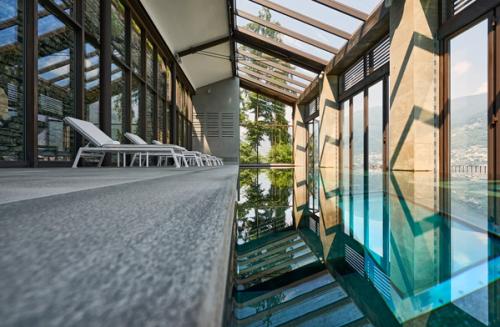 Villa Pliniana, Lake Como