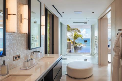 St Barths villa for rent