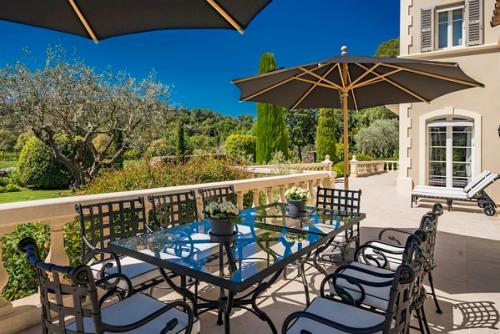 Saint-Paul-de-Vence--Large-Villa-Estate South of France