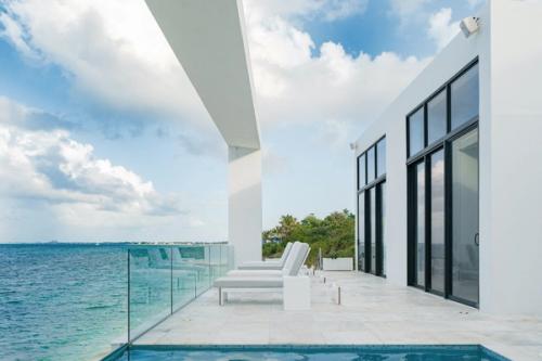 Villa Stark Luxury Villa Turks and Caicos