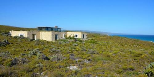 morukuru-ocean-house-de-hoop-nature-reserve-south-africa