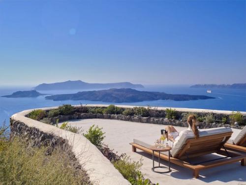 nafsika_estate_villa_santorini