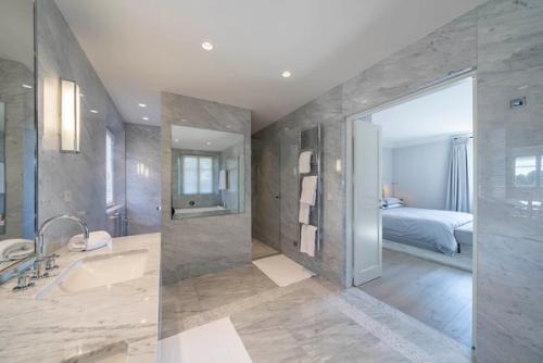 Saint-Paul-de-Vence--Large-Villa-Estate South of France