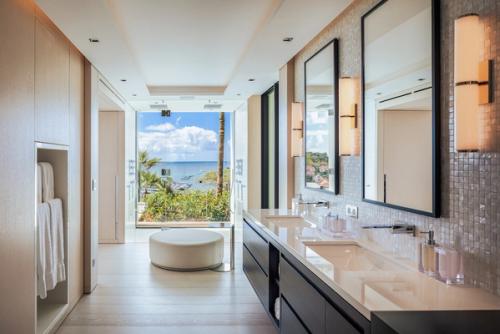 St Barths villa for rent