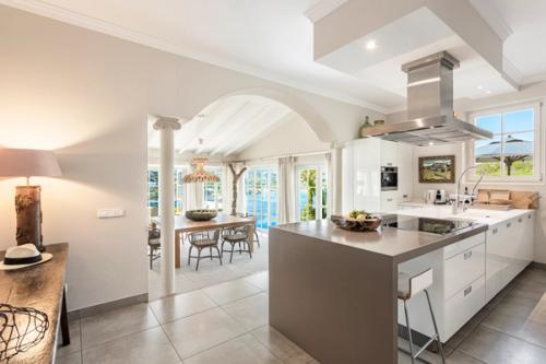 Exquisite Seafront Villa in Port D'Andratx in Mallorca