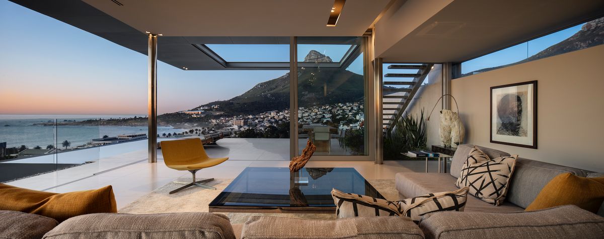 8 Camps Bay, Cape Town, South Africa