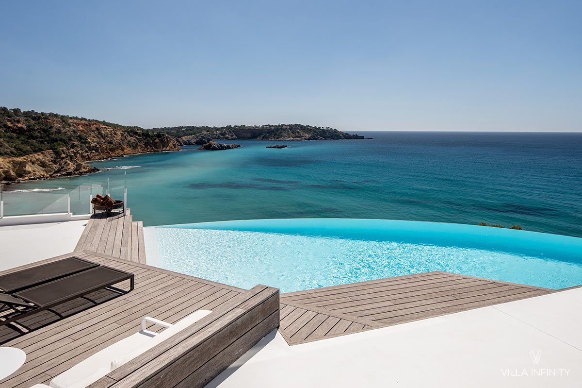 Frontline Property with Exceptional Sea Views in Vista Alegre, Ibiza