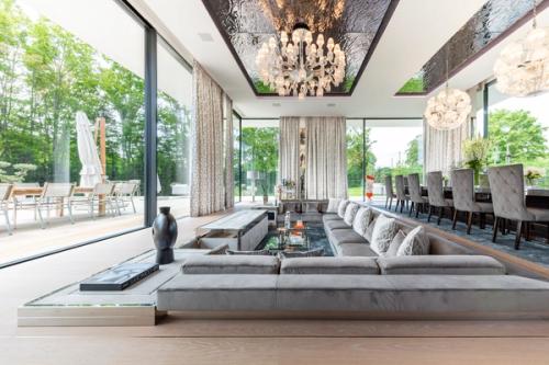 Ultima Geneva Grand Villa