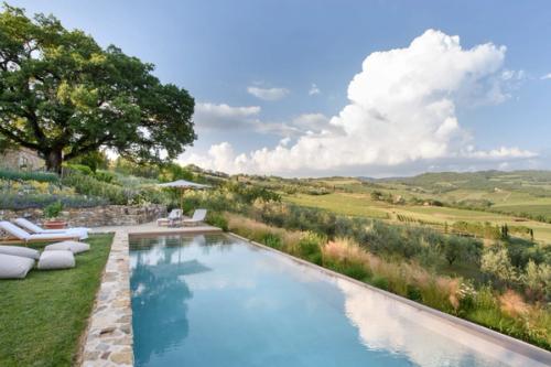 Luxury villa for rent in Tuscany Italy
